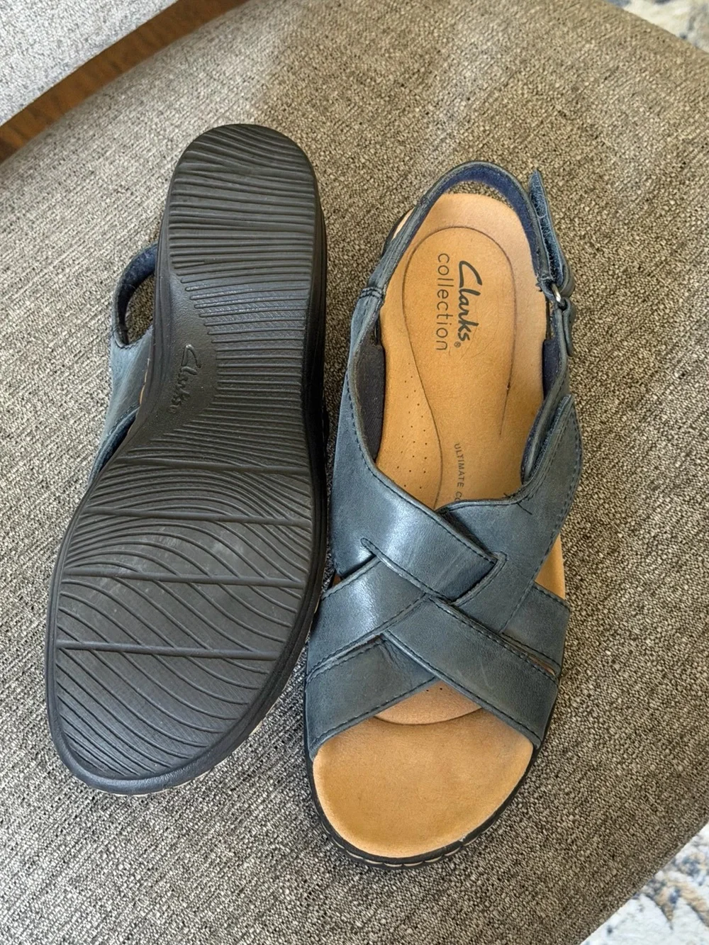 Clarks Women's Teal Leather Cross-Strap Slingback Sandals sz 8 GUC